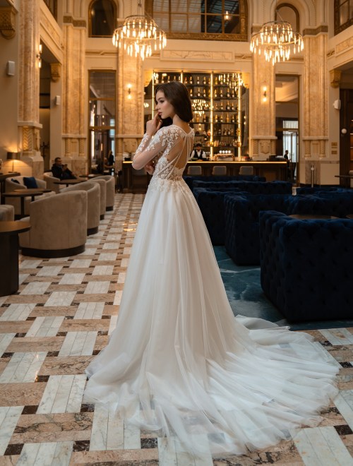 https://elisebride.ro/images/stories/virtuemart/product/28 Hope       (4).jpg